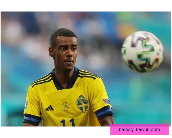 伊萨克在对阵强队时的表现稳健，状态逐渐回暖