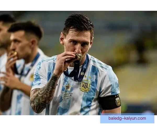 德保罗与梅西的联手表现稳健，携手助力阿根廷国家队争夺新荣誉